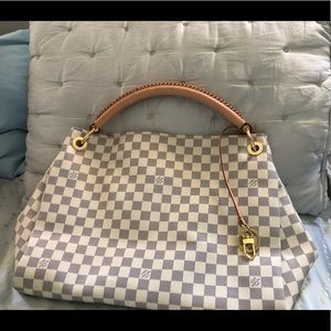 Louis Vuitton Bag
